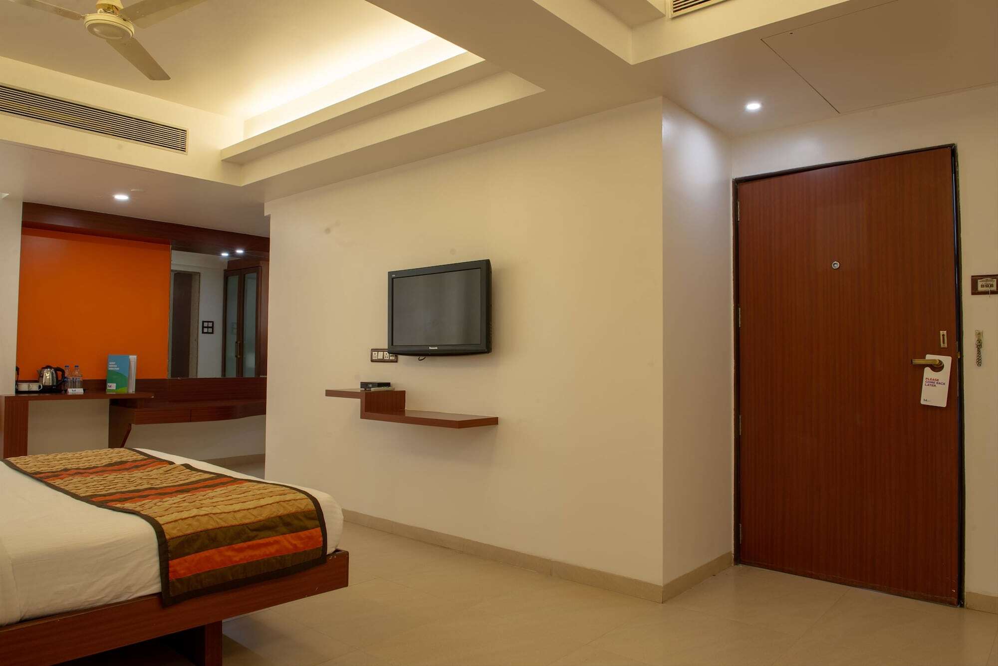 Mint Montvert Baner Hotel 3*