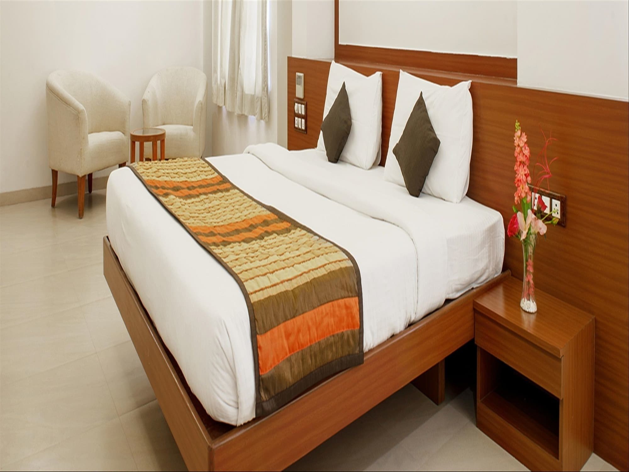 Mint Montvert Baner Hotel 3*