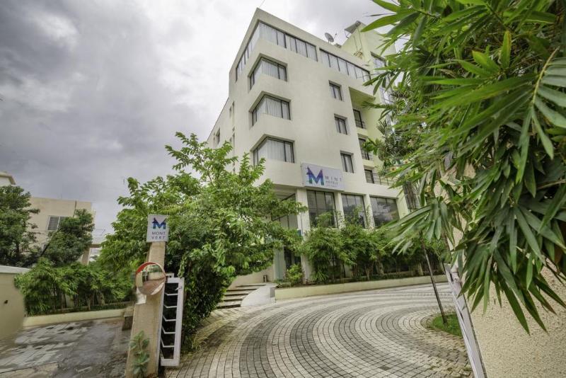 Mint Montvert Baner Hotel 3*